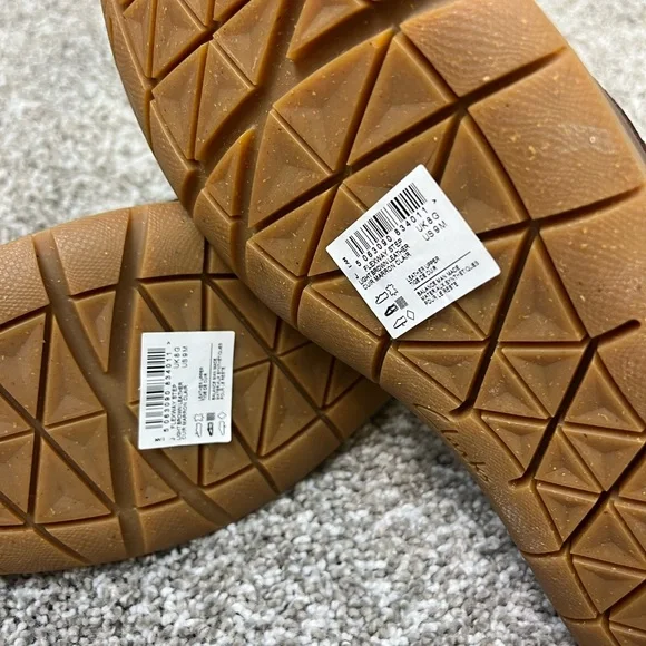 Clarks Men's Brown Loafers NWOT see pics and description for blemishes - Picture 7 of 10